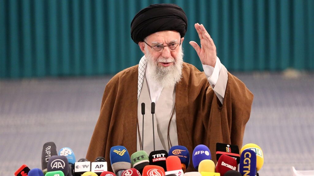 Khamenei warns of ‘bigger blow’ for us as nations iran -sanctions
