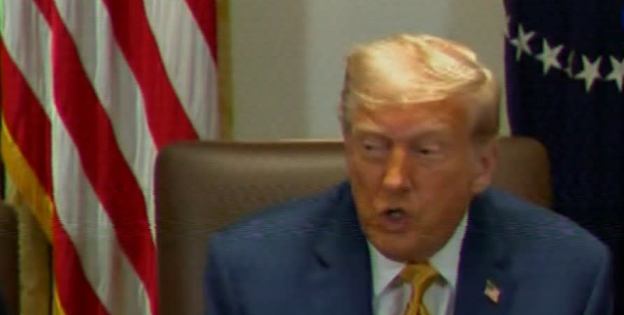 Cabinet meeting Ramppoed as Trump thinks he did the “great work” after flooding in Texas