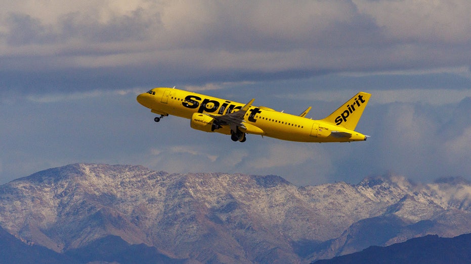Spirit Airlines serves for the second time in less than a year before bankruptcy