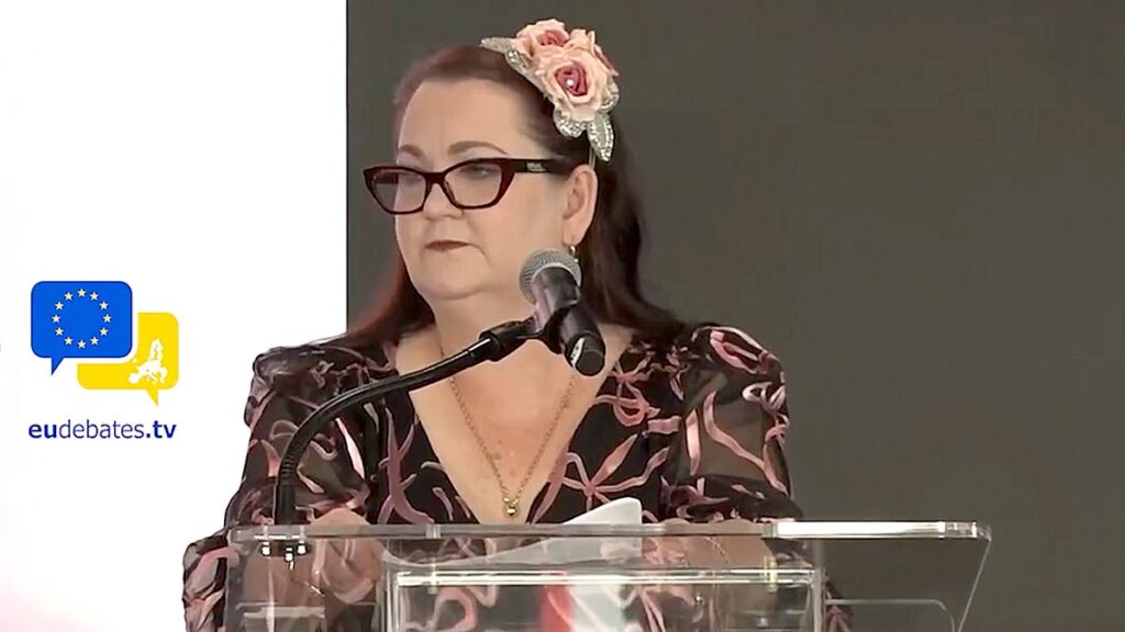 UN reason requires a ban on social media under 16 years after suicide in teenagers