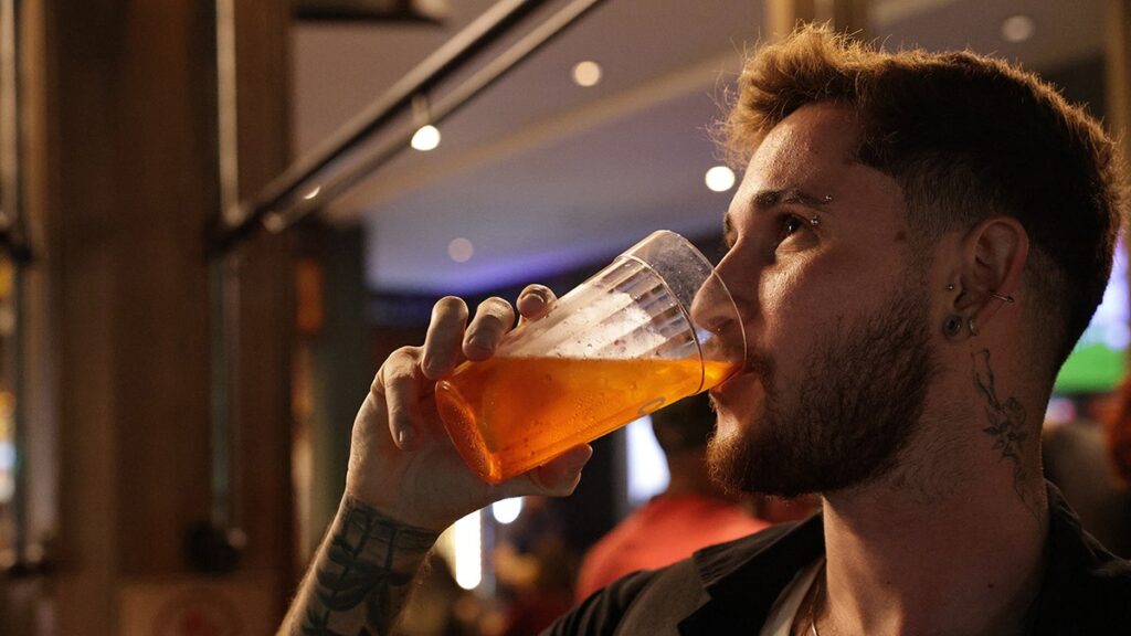 Brazil warns against cocktails after infected drink leaves a death