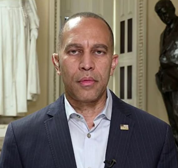 Hakeem Jeffries speaks the truth about the mental state of Trump