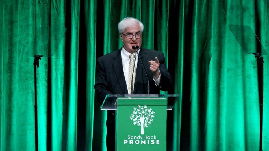 Ron Conway resigns from Salesforce board over Benioff Trump’s support