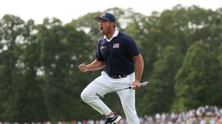 Bryson DeChambeau adds another tool to his golf routine