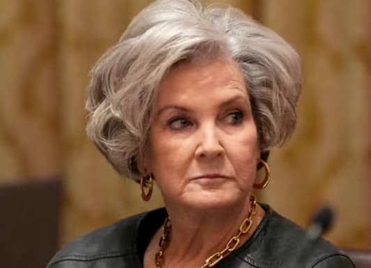 Trump’s chief of staff destroys his Epstein files in disastrous interview