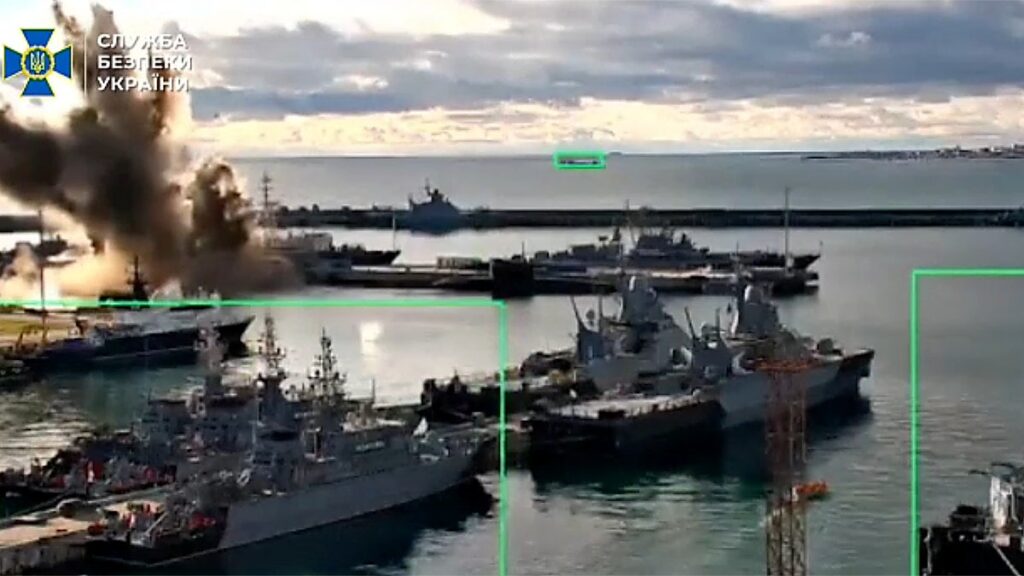 Ukraine hits Russian submarine with underwater drone in the port of Novorossiysk