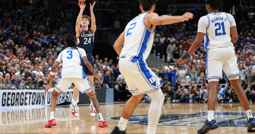 Mullin’s madness! Freshman 35-footer gives UConn a 73-72 win over Duke and a final four berth