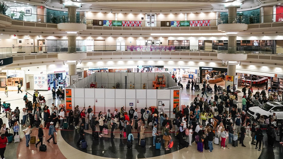 United is adding TSA wait times to its app as the DHS closure puts a strain on airport security